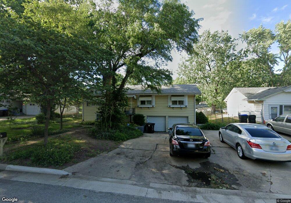 1836 SW 36th St, Topeka, KS 66611 - photo 1