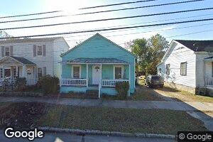 1106 Dock St, Wilmington, NC 28401