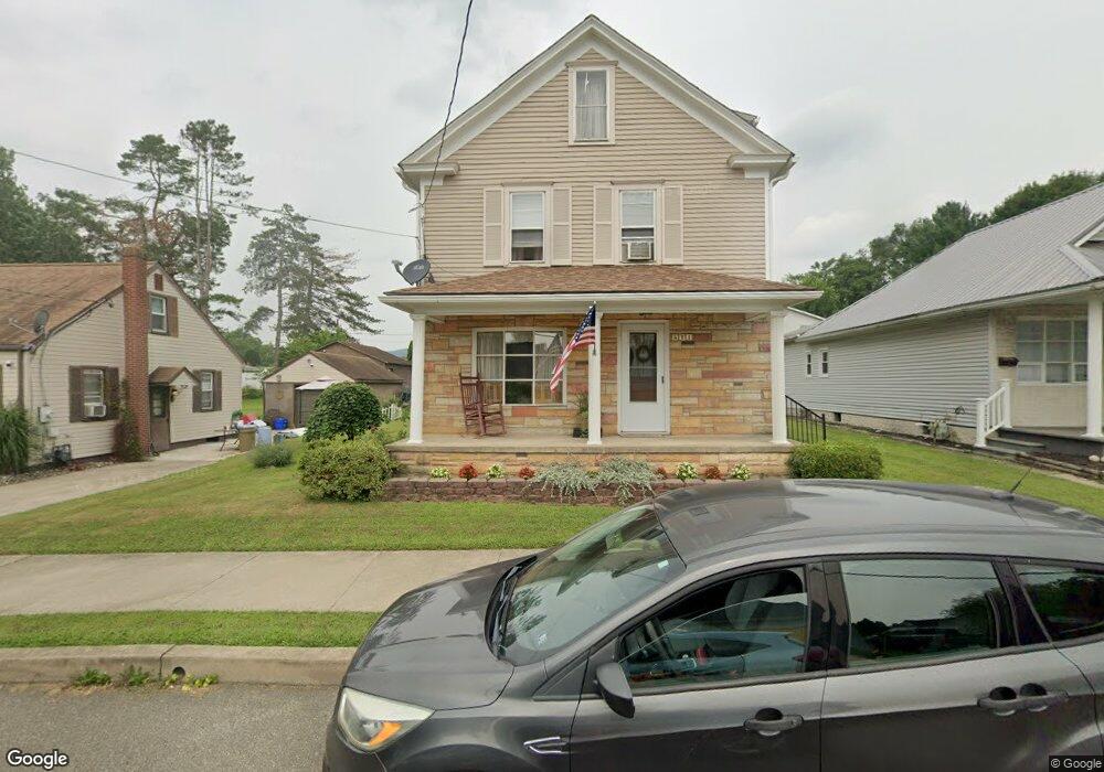 521 E 10th St, Berwick, PA 18603 - photo 1