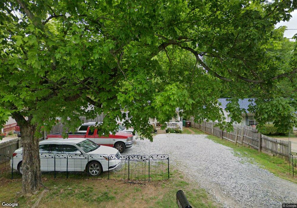 2805 Triangle Lake Rd, High Point, NC 27260 - photo 1