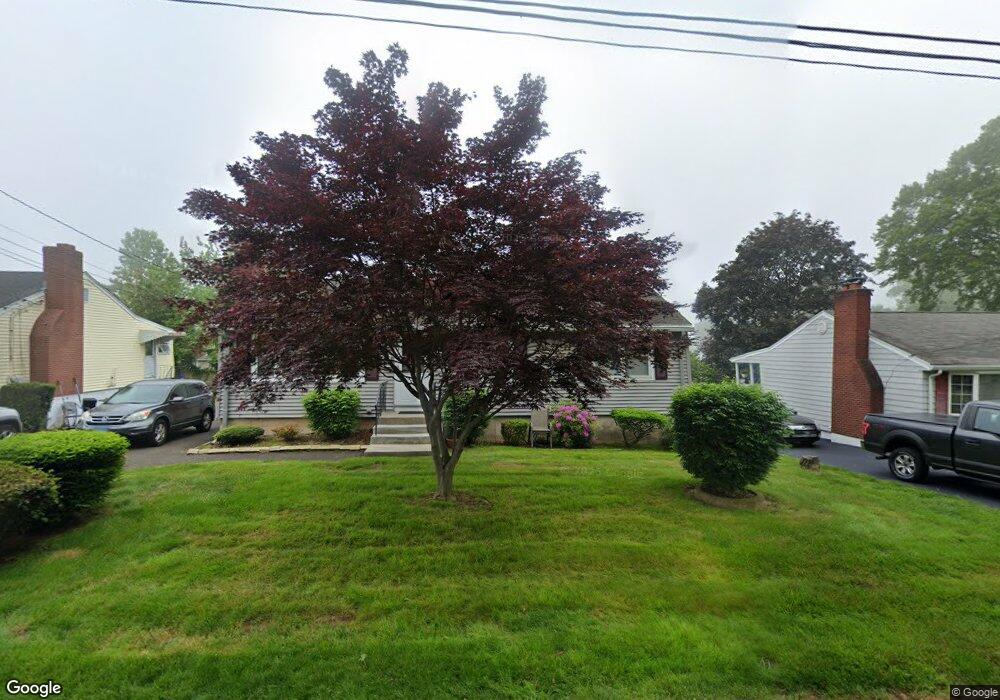 82 Sumac St, West Haven, CT 06516 - photo 1