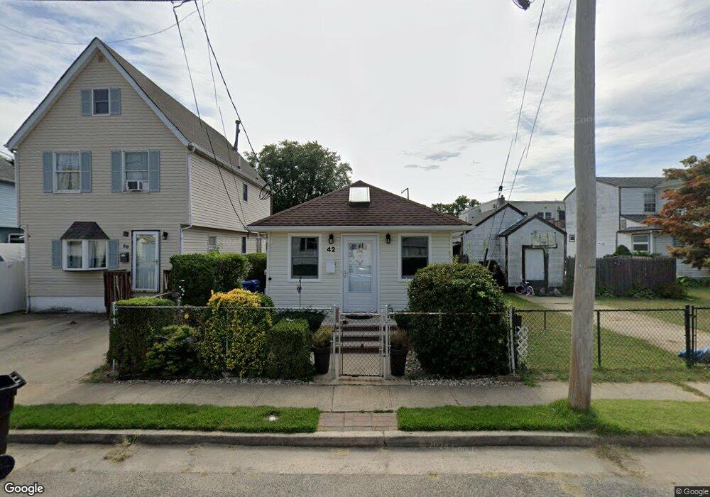 42 Navesink Ave, North Middletown, NJ 07748 - photo 1