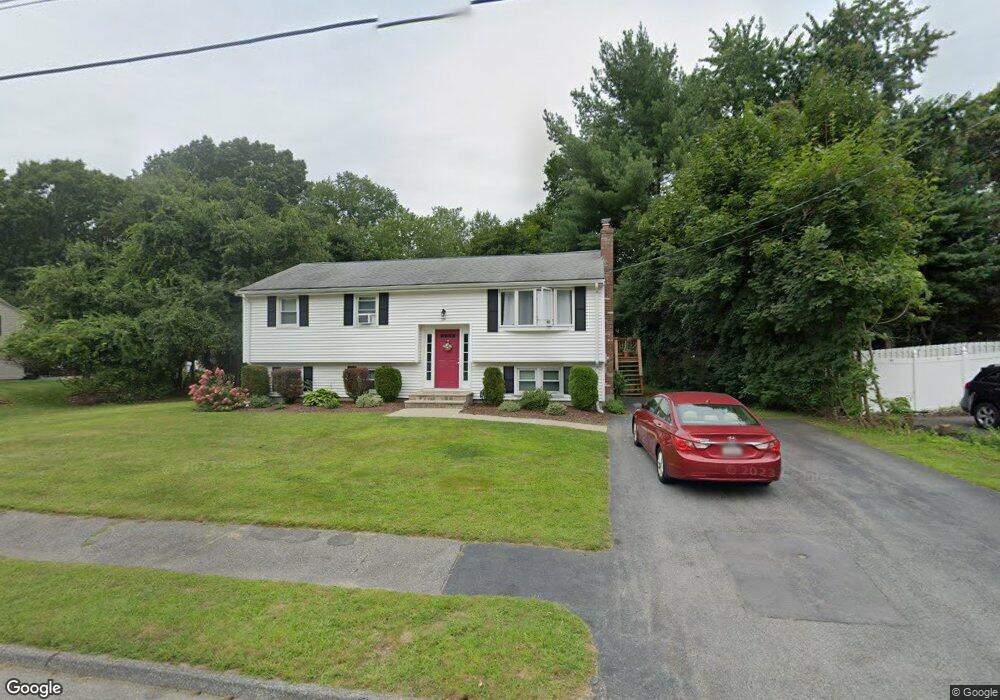 129 Bumble Bee Cir, Shrewsbury, MA 01545 - photo 1