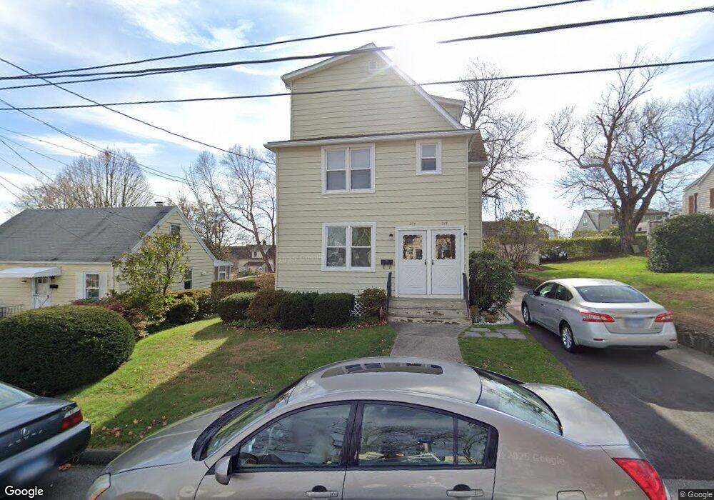 275 Soundview Ave, Fairfield, CT 06825 - photo 1