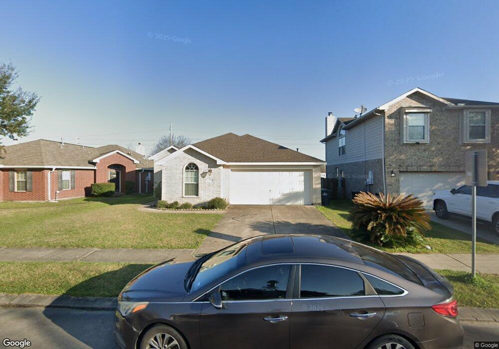 705 Columbia St, Alvin, TX 77511 - photo 1