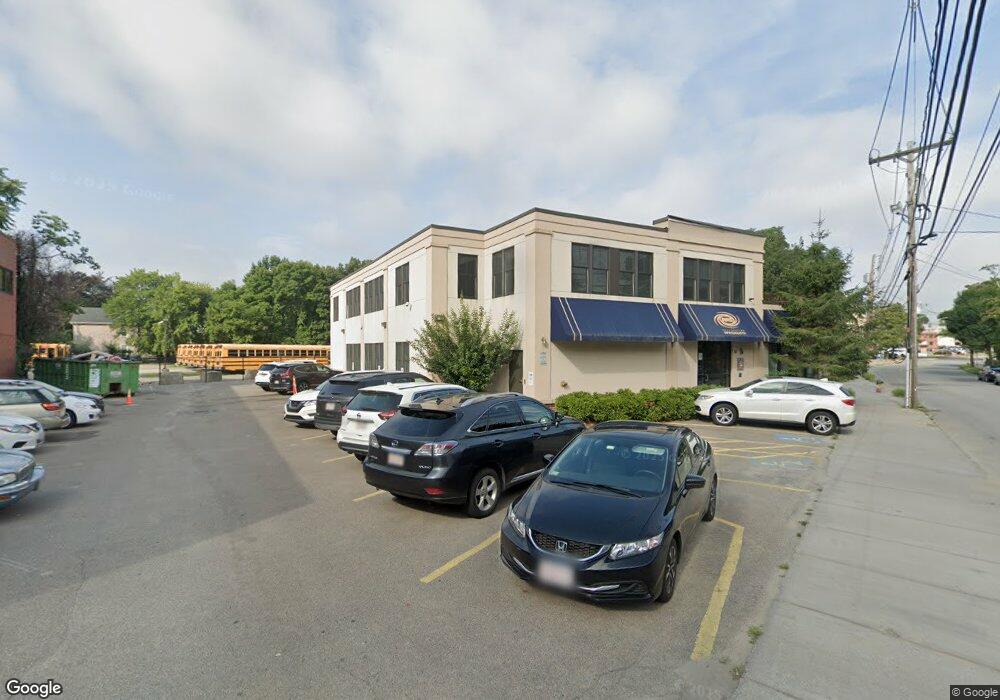 38 Crafts St unit 1, Newton, MA 02458 - photo 1