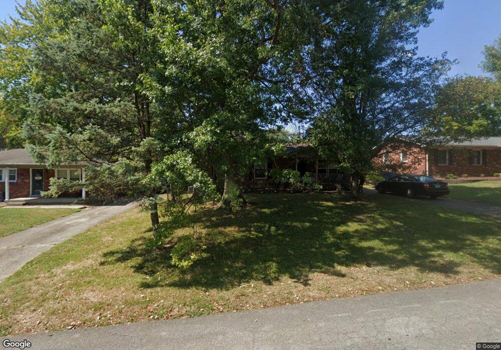 8118 Jasmine Ln, Louisville, KY 40228 - photo 1