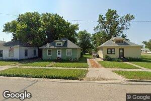 513 W Schley Ave, Linton, ND 58552