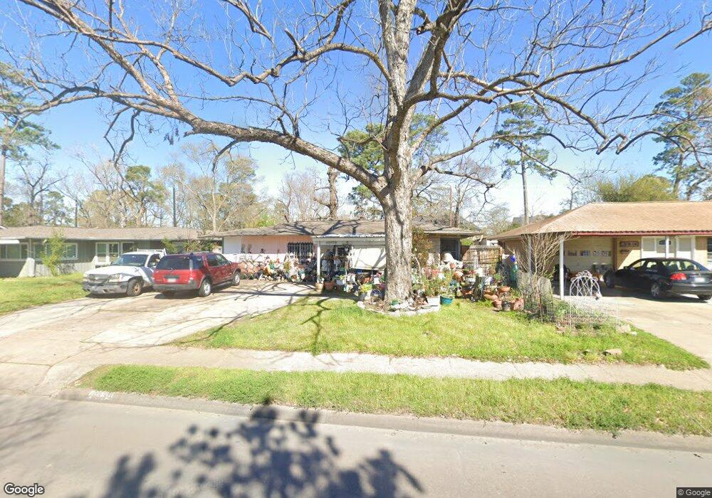 4334 Ella Blvd, Houston, TX 77018 - photo 1