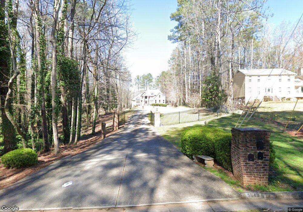5646 Redcoat Run, Stone Mountain, GA 30087 - photo 1