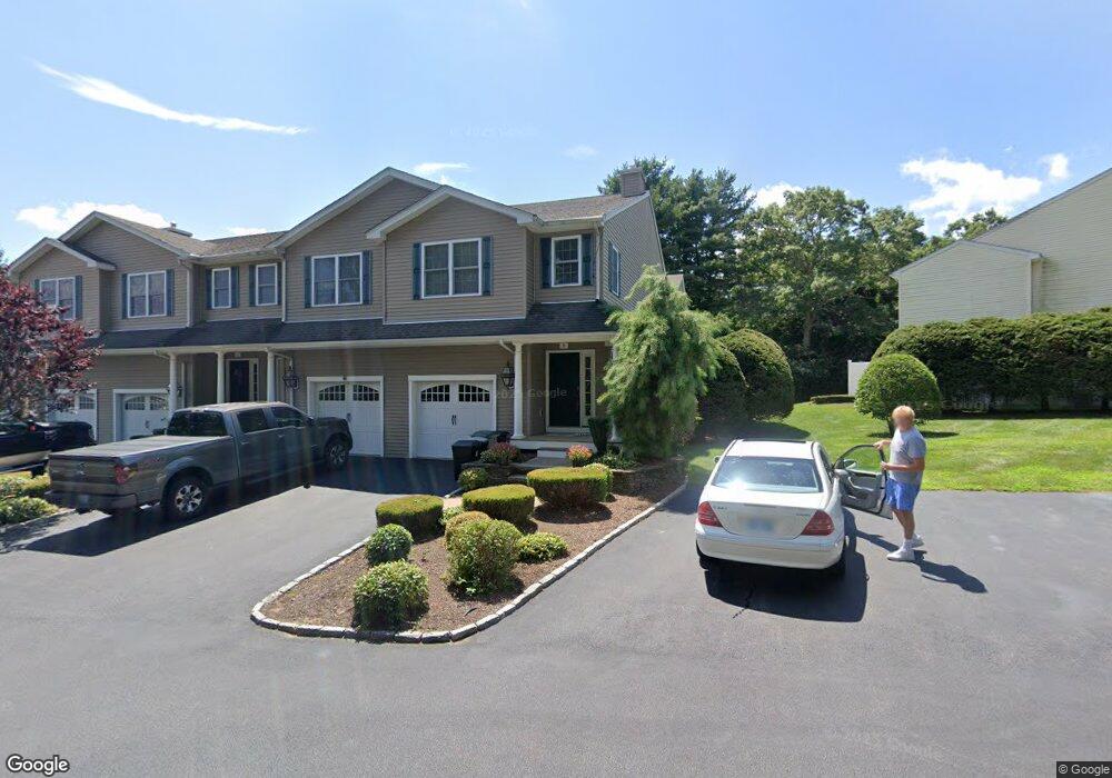 8 Carol Ct, Coventry, RI 02816 - photo 1