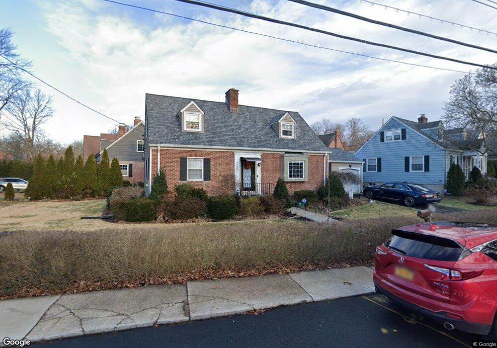 2 Wiltshire Place, Bronxville, NY 10708 - photo 1