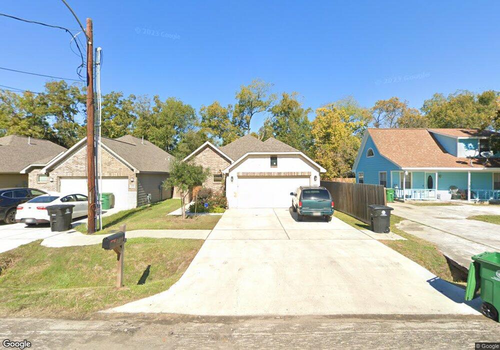 2116 Wavell St, Houston, TX 77088 - photo 1