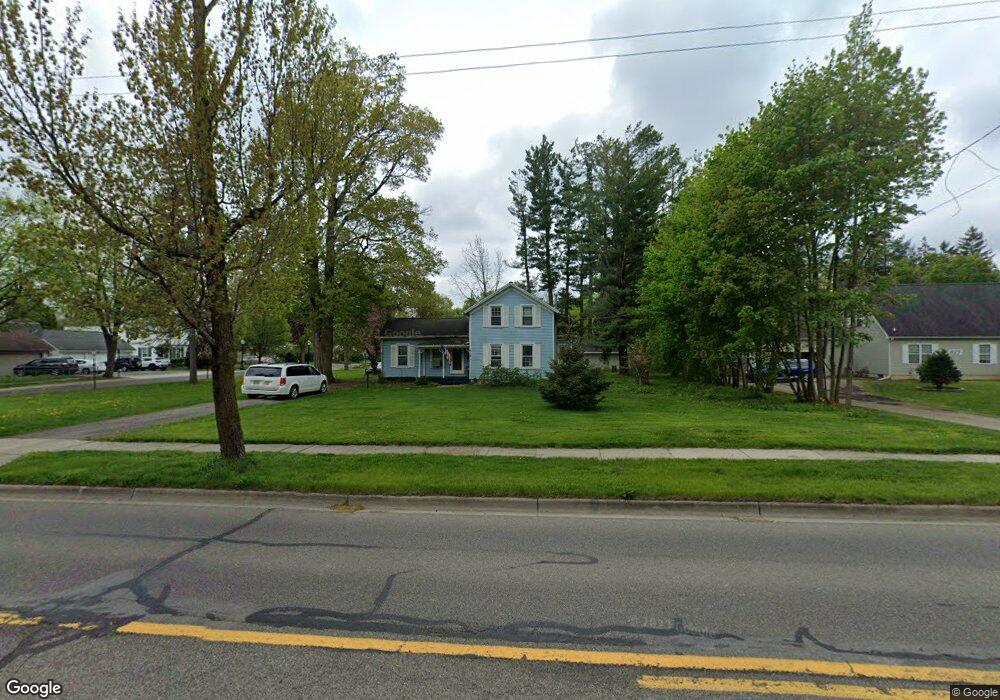 913 W Maumee St, Adrian, MI 49221 - photo 1