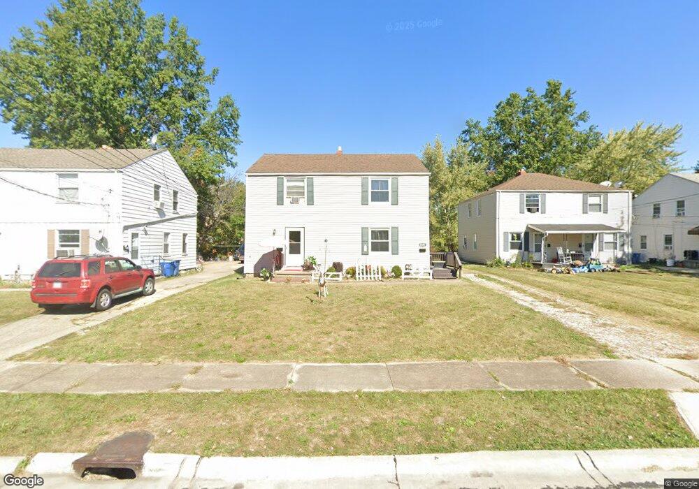 2339 E 37th St unit 2341, Lorain, OH 44055 - photo 1