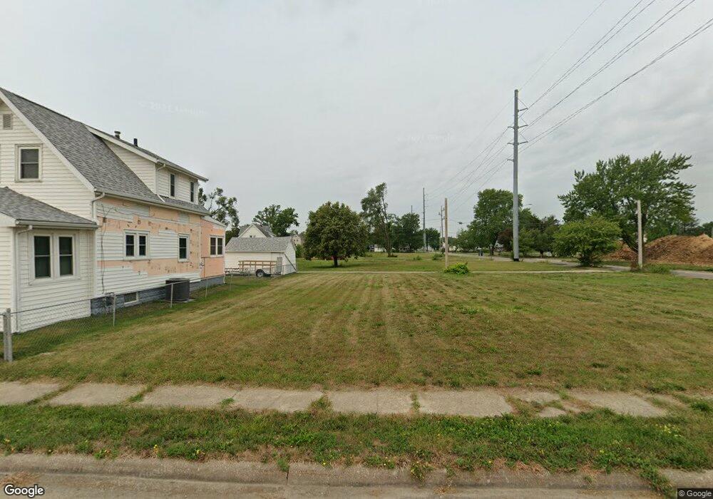 1240 3rd St NW, Cedar Rapids, IA 52405 - photo 1