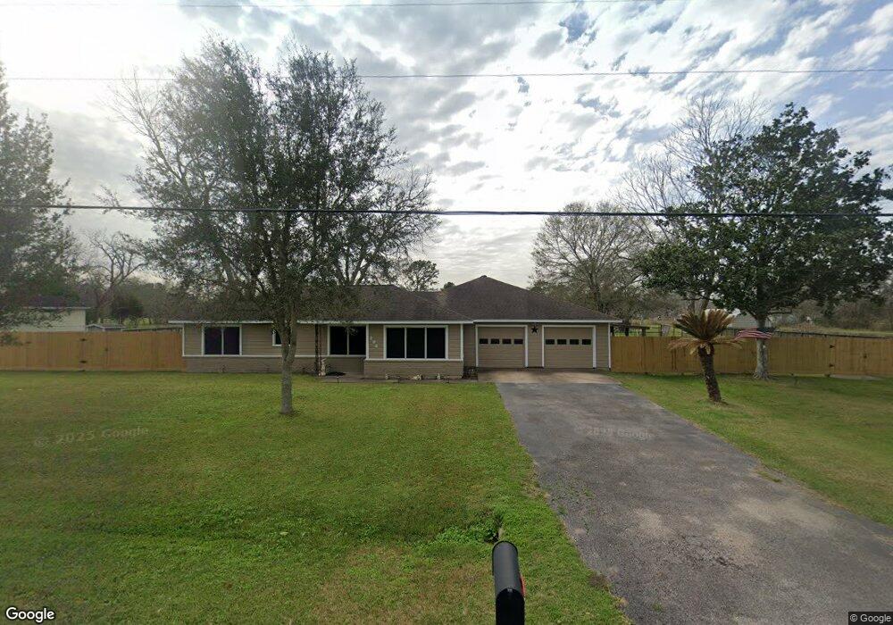 204 Main St, Alvin, TX 77511 - photo 1