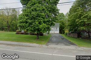 11 Maple St, Hallowell, ME 04347