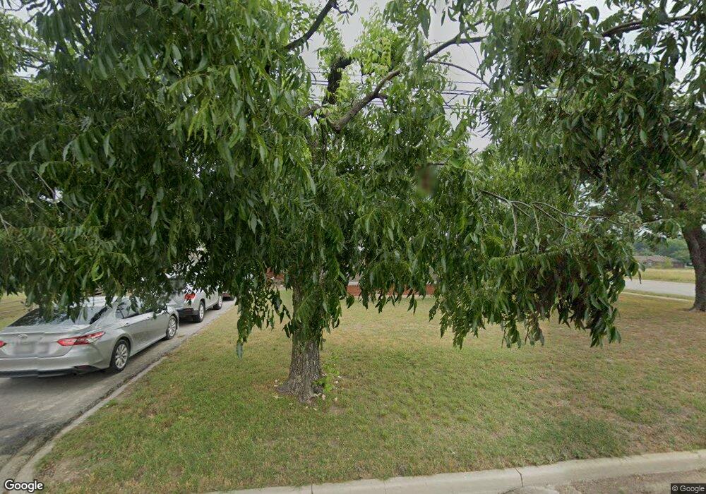 1506 S Trinity St, Decatur, TX 76234 - photo 1