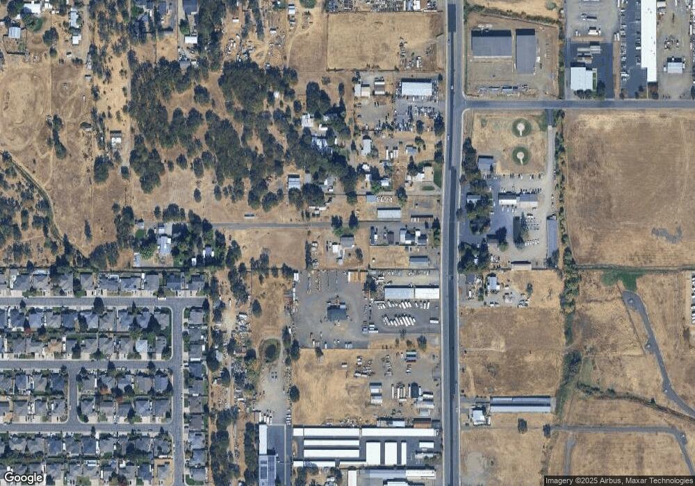 5275 Table Rock Rd, Central Point, OR 97502 - photo 1