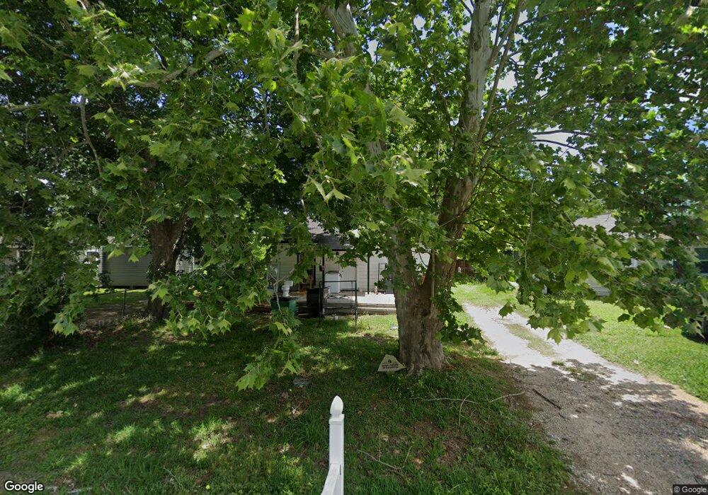 225 3rd St, Brazoria, TX 77422 - photo 1