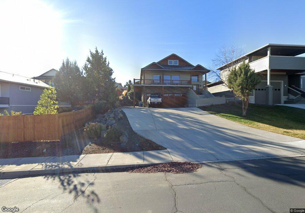 3550 SW Salmon Ct, Redmond, OR 97756 - photo 1