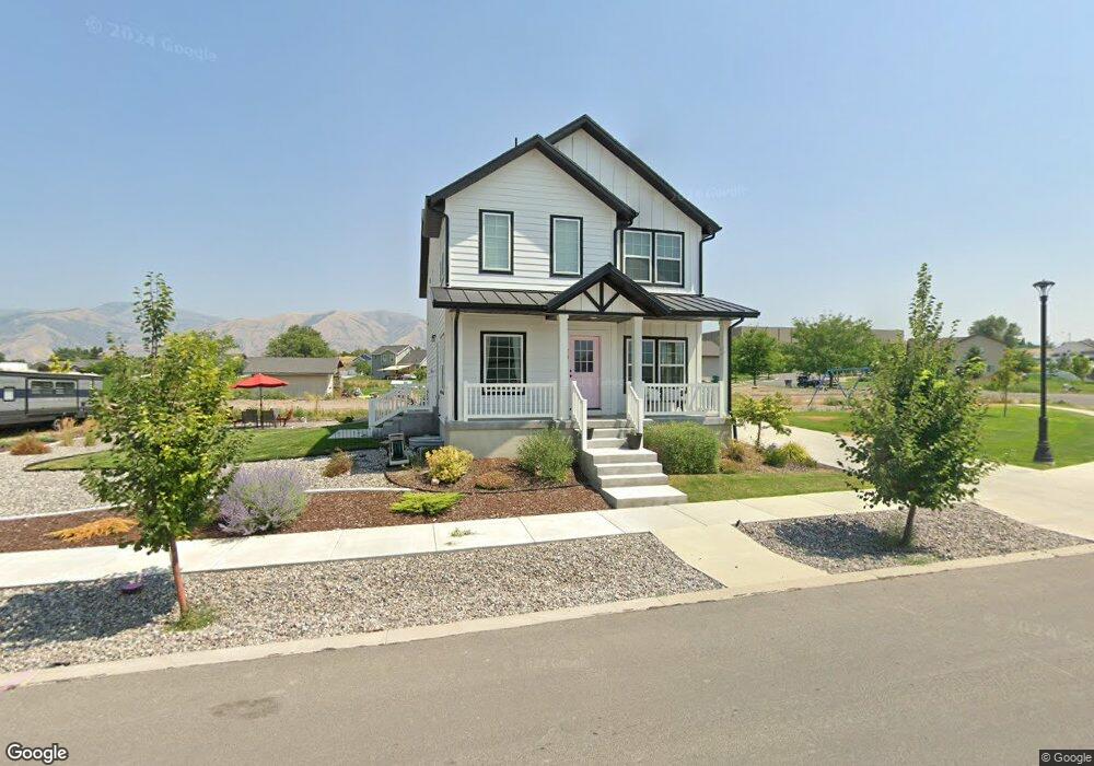 28 N 575 W unit 17, Hyrum, UT 84319 - photo 1
