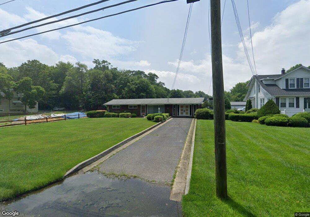 1069 W Oak Rd, Vineland, NJ 08360 - photo 1