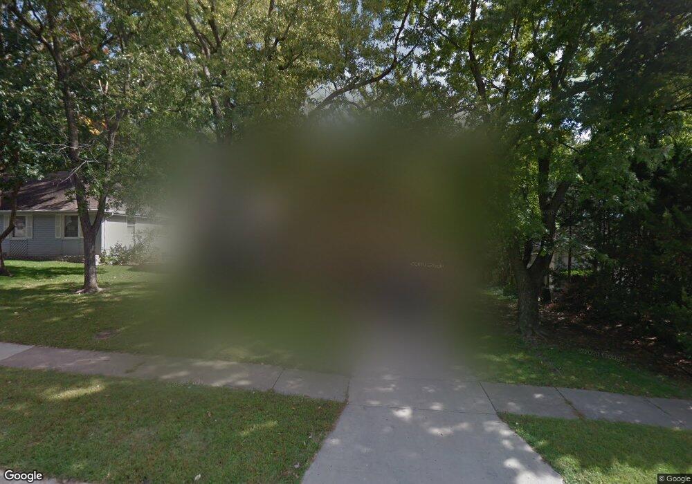 6829 Stearns St, Shawnee, KS 66203 - photo 1