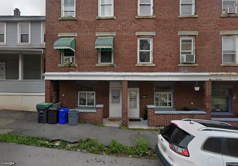 124 S Pine St, Hazleton, PA 18201 - photo 1