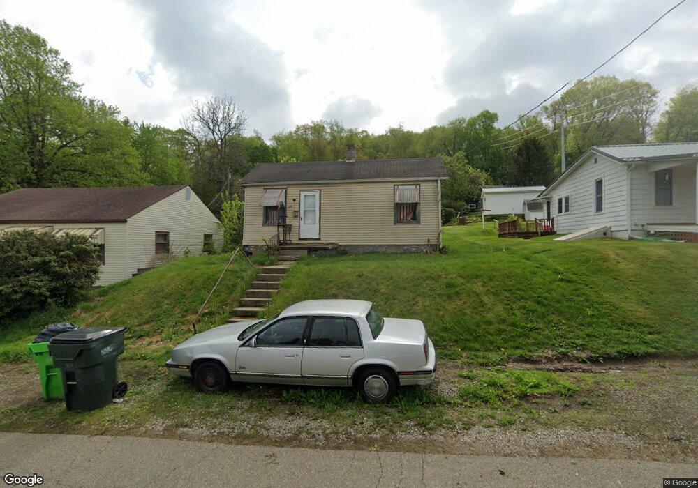 526 N 16th St, Coshocton, OH 43812 - photo 1