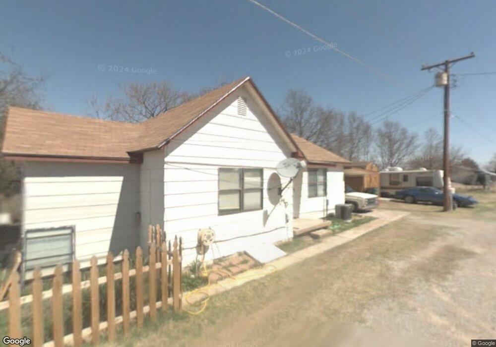 104 SW 6th St, Cache, OK 73527 - photo 1