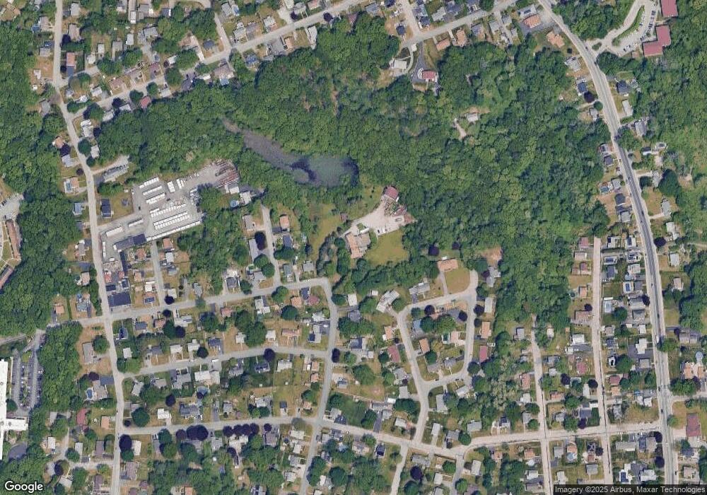 371 Nursery Ave, Woonsocket, RI 02895 - photo 1