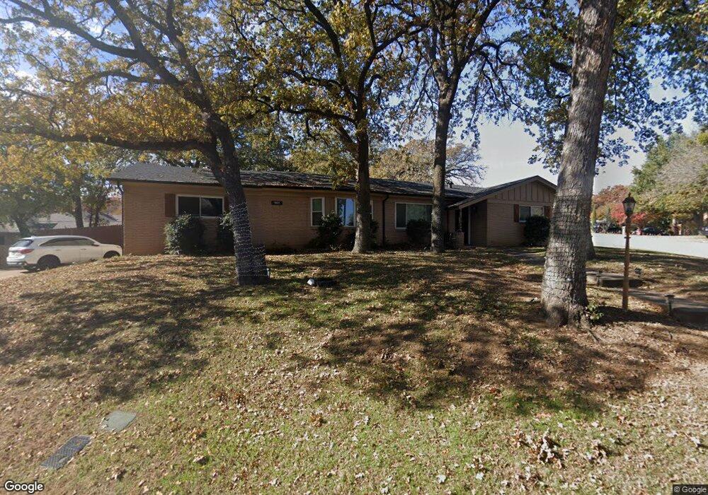 905 Circle Ln, Bedford, TX 76022 - photo 1