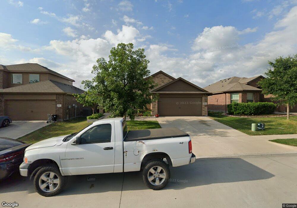 613 Cameron Way, Azle, TX 76020 - photo 1