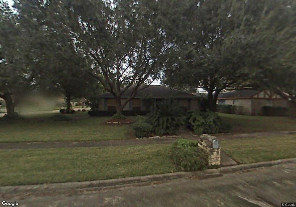 501 Belmont Dr, Friendswood, TX 77546 - photo 1