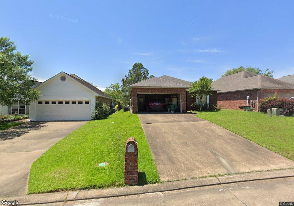 134 Lakeland Dr, Pineville, LA 71360 - photo 1