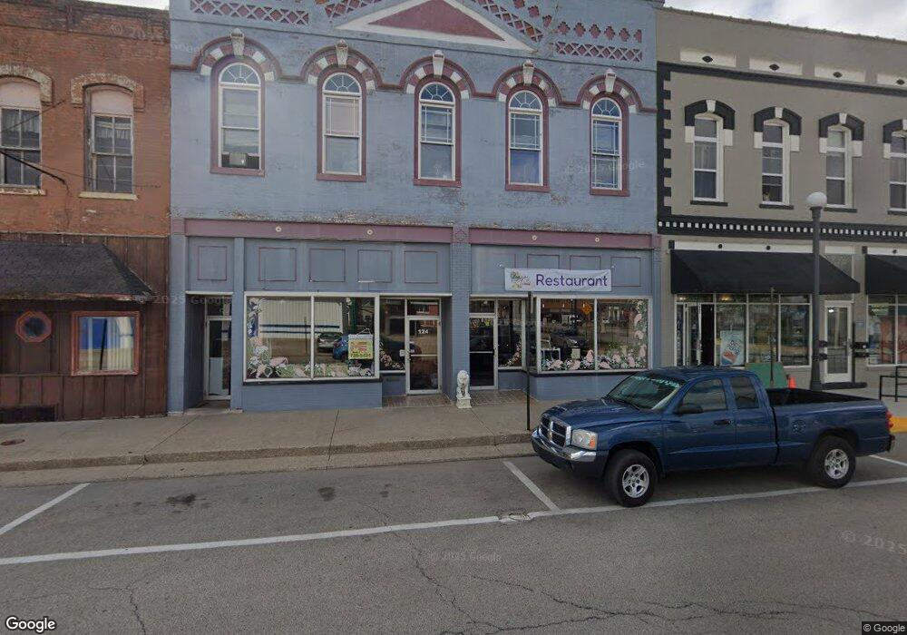 124-126 S Chicago St, Lincoln, IL 62656 - photo 1