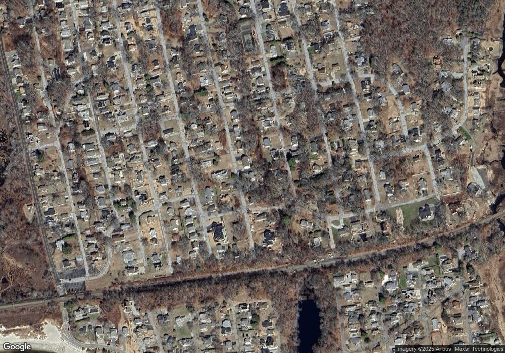 15 Spring Glen Rd, Niantic, CT 06357 - photo 1