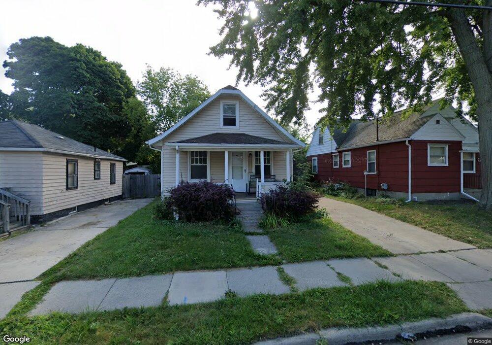 744 Cawood St, Lansing, MI 48915 - photo 1