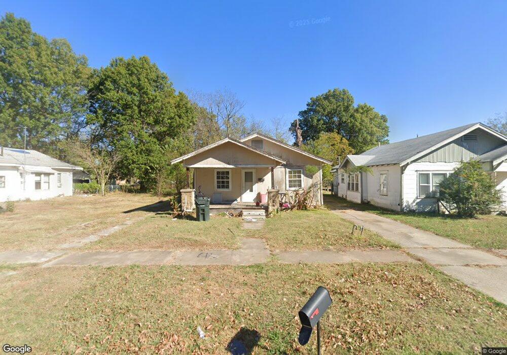 923 N Griffin Ave, Okmulgee, OK 74447 - photo 1