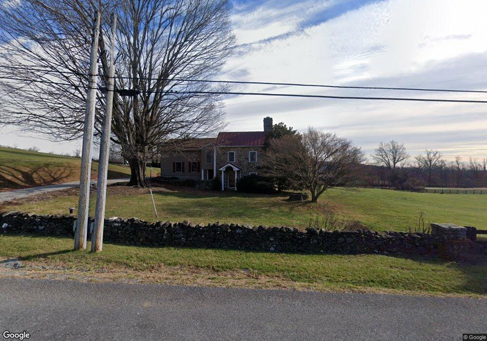 34585 Williams Gap Rd, Round Hill, VA 20141 - photo 1