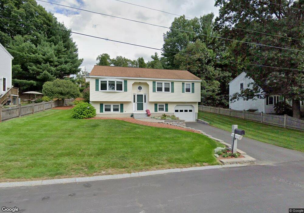 10 Shawmut Ave, Nashua, NH 03064 - photo 1