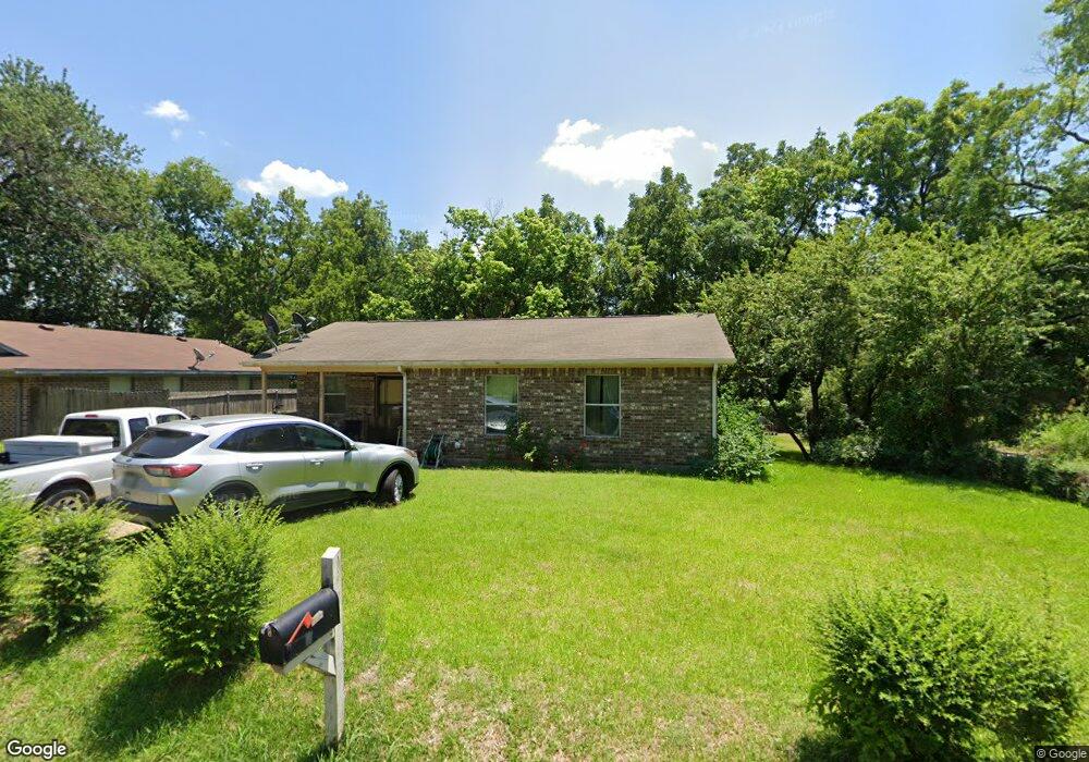 602 E 5th St, Bonham, TX 75418 - photo 1