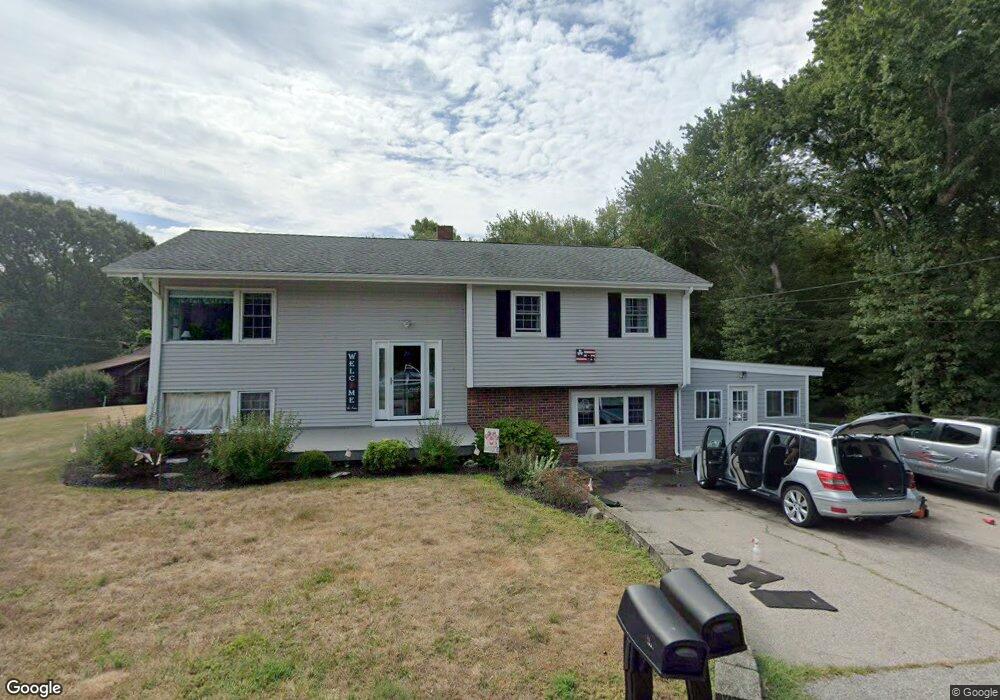 83 Bonnet Shores Rd, Narragansett, RI 02882 - photo 1