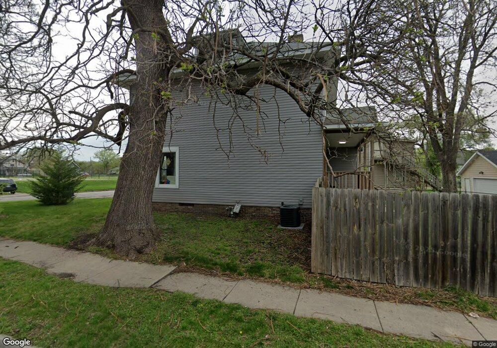 1703 10th St, Des Moines, IA 50314 - photo 1