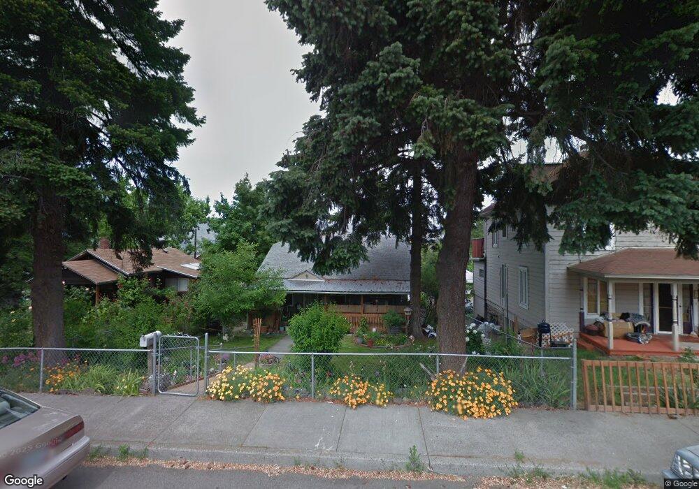 113 W 13th St, the Dalles, OR 97058 - photo 1