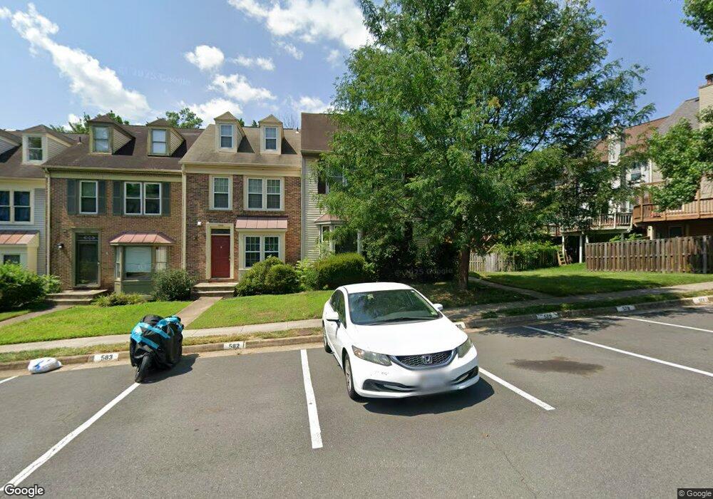 13967 Lightburn Ln, Centreville, VA 20121 - photo 1