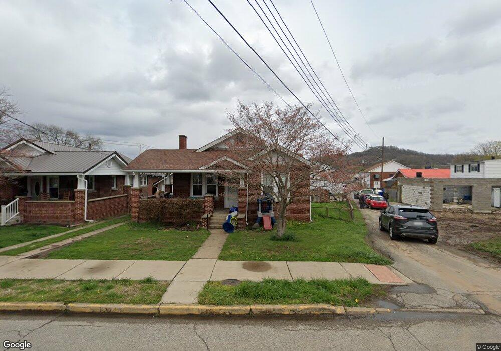 1506 Myers Ave, Dunbar, WV 25064 - photo 1