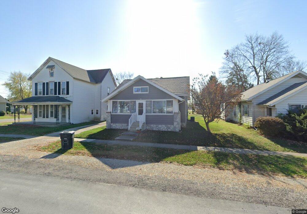 803 W Edgar Ave, Effingham, IL 62401 - photo 1